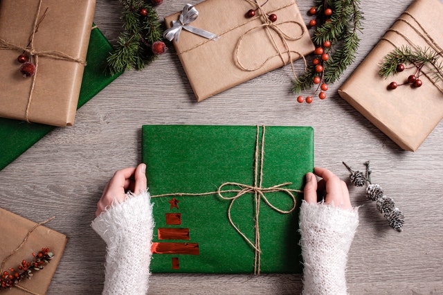 Zelf een kerstpakket samenstellen: zo maak je je geschenk uniek
